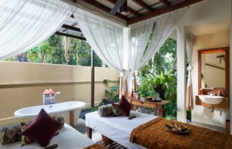 コマネカモンキーフォレスト