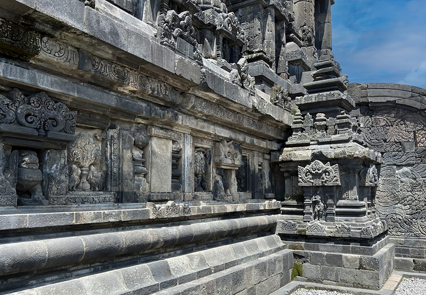プランバナン寺院の彫刻やレリーフ