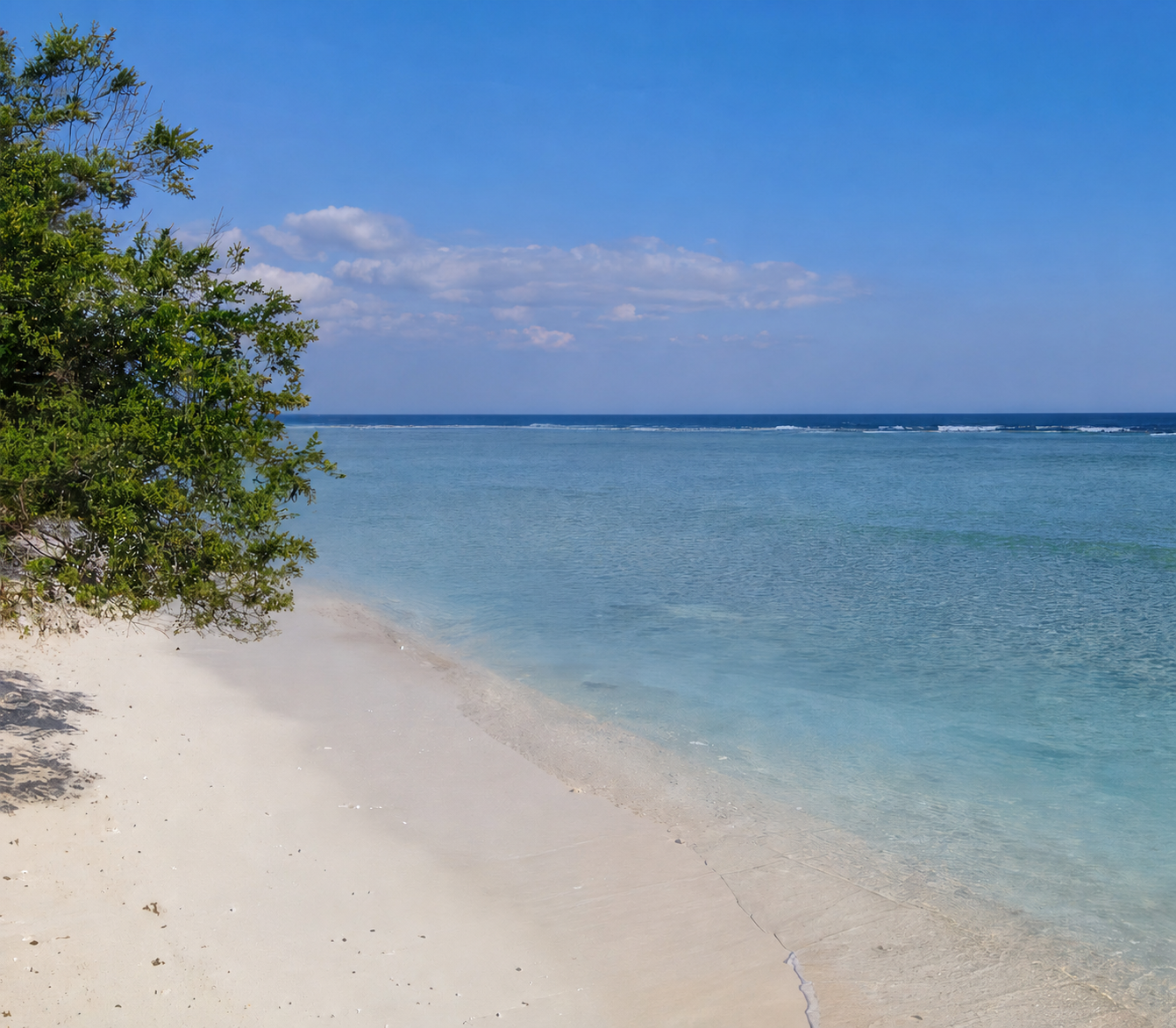 海辺でゆっくり過ごすギリ島のリゾート時間